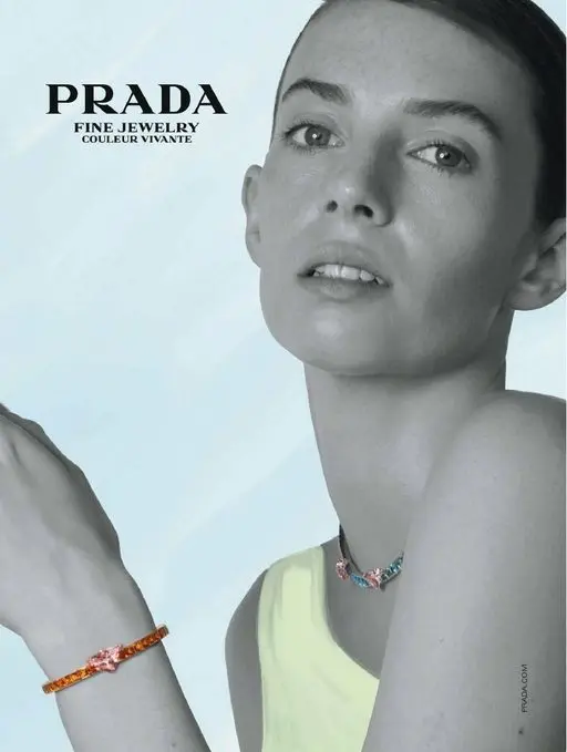 25ans 2026年01月号 PRADA
FINEJEWELRY
COULEUR VIVANT