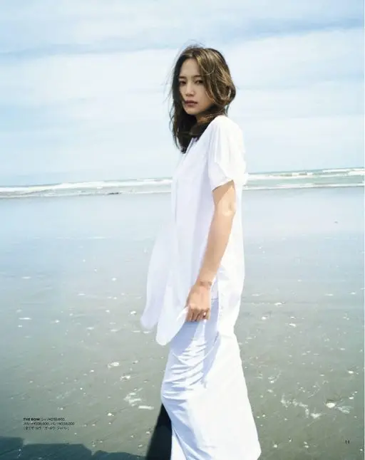 otona MUSE 2026年07月号 THEROW：衬衫 ¥259,600
裙装 ¥336,600、上